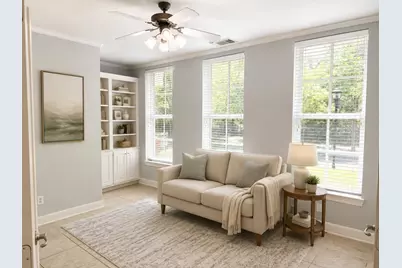 38 Shell Port Square, The Woodlands, TX 77380 - Photo 5