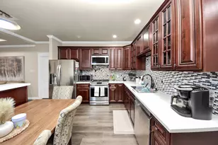 1106 S 8th St, La Porte, TX 77571 - Photo 15