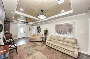 1106 S 8th St, La Porte, TX 77571 - Photo 7