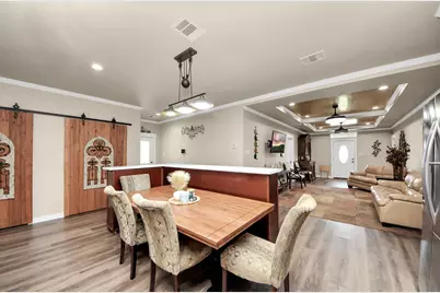 1106 S 8th Street, La Porte, TX 77571 - Photo 9