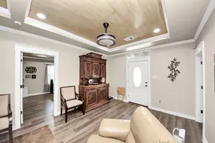 1106 S 8th St, La Porte, TX 77571 - Photo 3