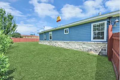 1106 S 8th Street, La Porte, TX 77571 - Photo 39