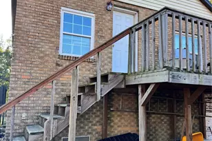 2340 19th St, Port Arthur, TX 77640 - Photo 3