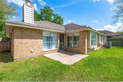 1911 Edinburg Avenue, League City, TX 77573 - Photo 27