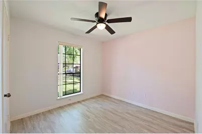 1911 Edinburg Avenue, League City, TX 77573 - Photo 23