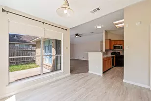 1911 Edinburg Ave, League City, TX 77573 - Photo 13