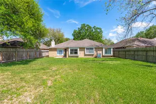1911 Edinburg Ave, League City, TX 77573 - Photo 29
