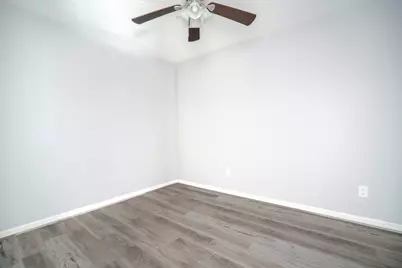 5214 Lodge Creek Drive, Houston, TX 77066 - Photo 17