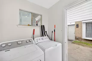 6975 Chasewood Dr, Houston, TX 77489 - Photo 37