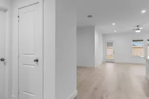 1335 Isola Bella Dr, Richmond, TX 77406 - Photo 7