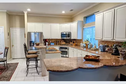 10114 Crescent Bluff Lane, Houston, TX 77070 - Photo 3