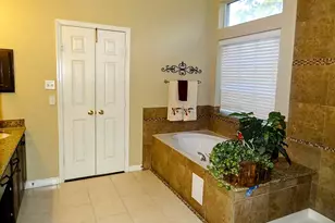 10114 Crescent Bluff Ln, Houston, TX 77070 - Photo 25