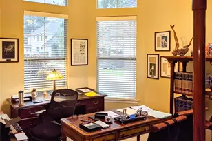 10114 Crescent Bluff Ln, Houston, TX 77070 - Photo 17