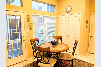 10114 Crescent Bluff Lane, Houston, TX 77070 - Photo 13