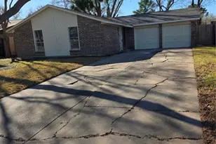 15906 Willbriar Ln, Houston, TX 77489 - Photo 1