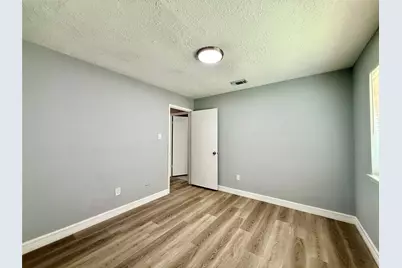 10722 Sashay Drive, Houston, TX 77099 - Photo 25