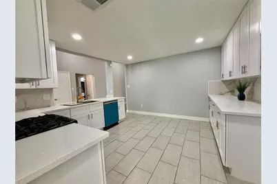 10722 Sashay Drive, Houston, TX 77099 - Photo 7