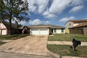 10722 Sashay Dr, Houston, TX 77099 - Photo 3