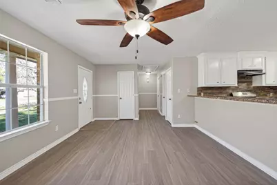 210 N Shirley Lane, Willis, TX 77378 - Photo 9