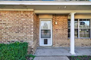 210 N Shirley Ln, Willis, TX 77378 - Photo 3