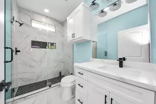 1309 24th St, Dickinson, TX 77539 - Photo 23