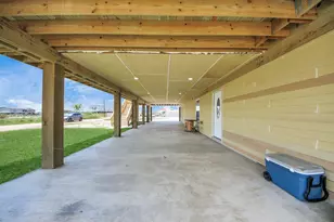 1309 24th St, Dickinson, TX 77539 - Photo 31