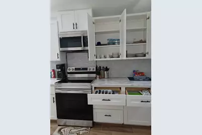 5815 Schevers Street #A, Houston, TX 77033 - Photo 3