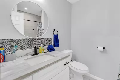 5815 Schevers Street #A, Houston, TX 77033 - Photo 5