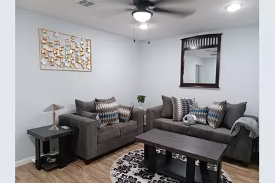 5815 Schevers Street #A, Houston, TX 77033 - Photo 19