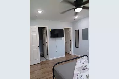 5815 Schevers Street #A, Houston, TX 77033 - Photo 31