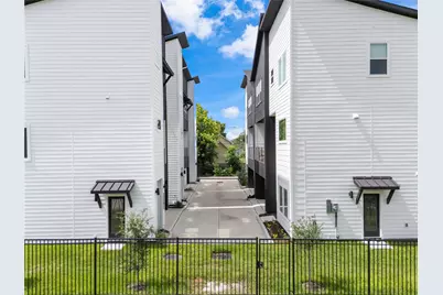 216 E 31st 1/2 Street #C, Houston, TX 77018 - Photo 35