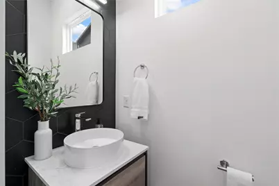 216 E 31st 1/2 Street #C, Houston, TX 77018 - Photo 19