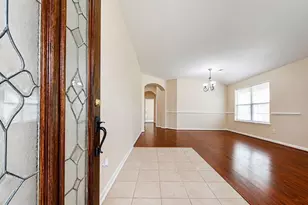 5402 Rosehaven Ct, Sugar Land, TX 77479 - Photo 3