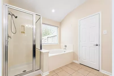 5402 Rosehaven Court, Sugar Land, TX 77479 - Photo 13