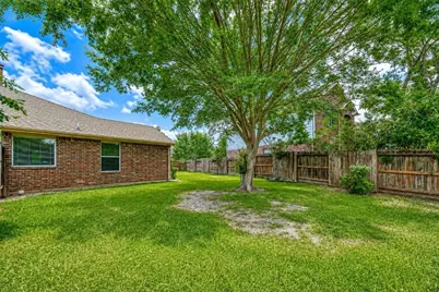 5402 Rosehaven Court, Sugar Land, TX 77479 - Photo 19