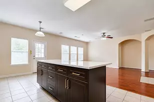 5402 Rosehaven Ct, Sugar Land, TX 77479 - Photo 7