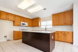 5402 Rosehaven Ct, Sugar Land, TX 77479 - Photo 9
