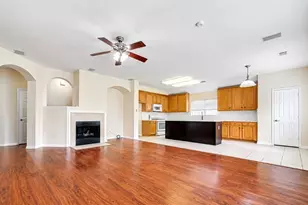 5402 Rosehaven Ct, Sugar Land, TX 77479 - Photo 5