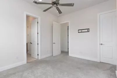 645 W 16th Street, Houston, TX 77008 - Photo 21
