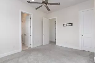 645 W 16th St, Houston, TX 77008 - Photo 21