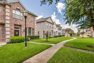 2719 Windy Thicket Ln, Houston, TX 77082 - Photo 3