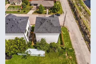 1714 Erin Street, Houston, TX 77009 - Photo 37