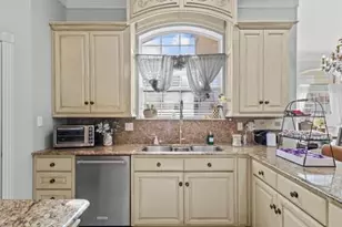 4335 Stephen Ln, Beaumont, TX 77706 - Photo 25