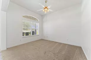 20326 Stone Lake Cir, Tomball, TX 77377 - Photo 5