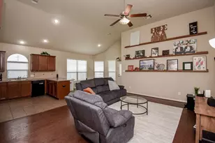 8610 Sweet Pasture Dr, Tomball, TX 77375 - Photo 5