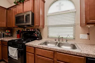 8610 Sweet Pasture Dr, Tomball, TX 77375 - Photo 11