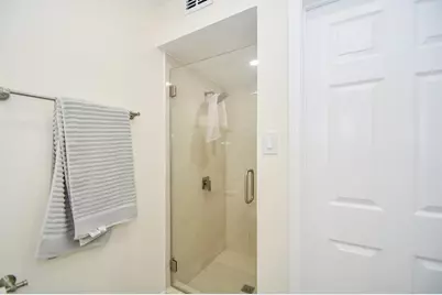 6304 Riverview Way, Houston, TX 77057 - Photo 17