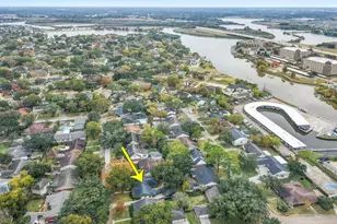 18306 Barbuda Ln, Houston, TX 77058 - Photo 39