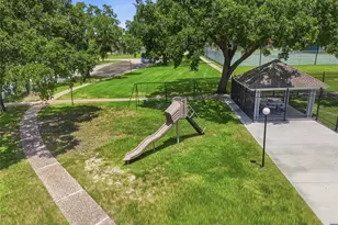 1907 Clipper Circle, Willis, TX 77318 - Photo 27
