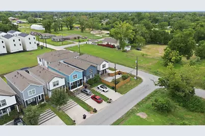 1847 Dewalt Street, Houston, TX 77088 - Photo 13